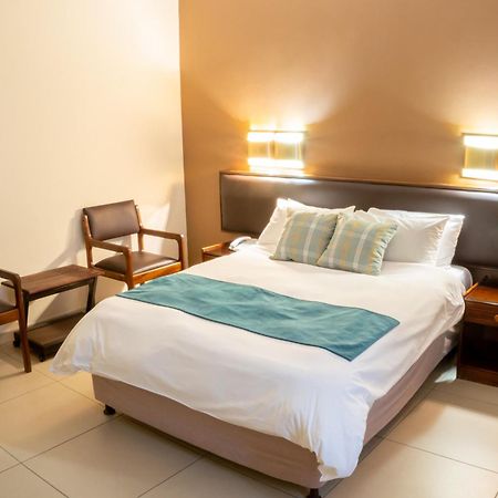 Elgro Hotel 波切夫斯特鲁姆 外观 照片